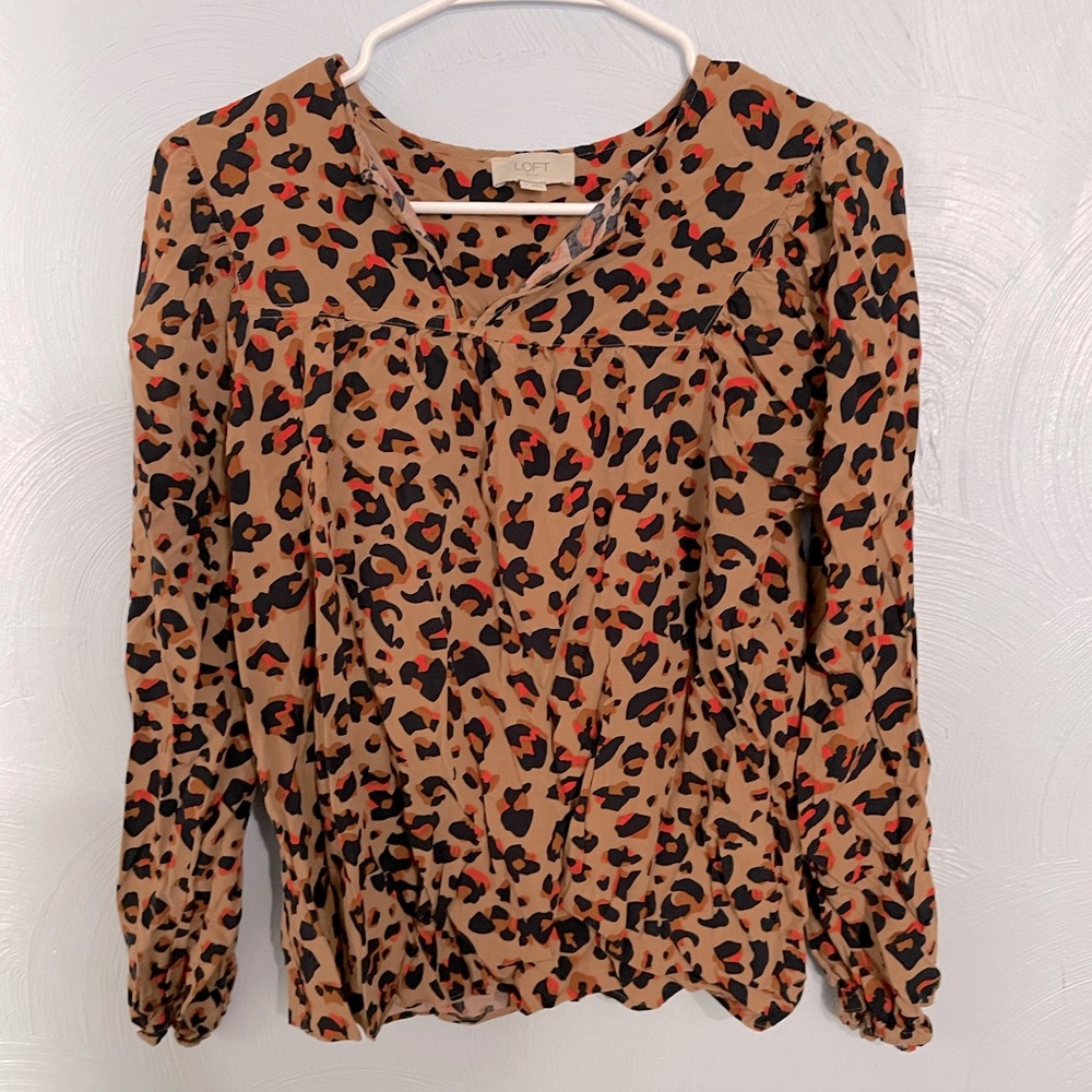 Women’s XS Loft Brown/Orange Leopard Print Blouse